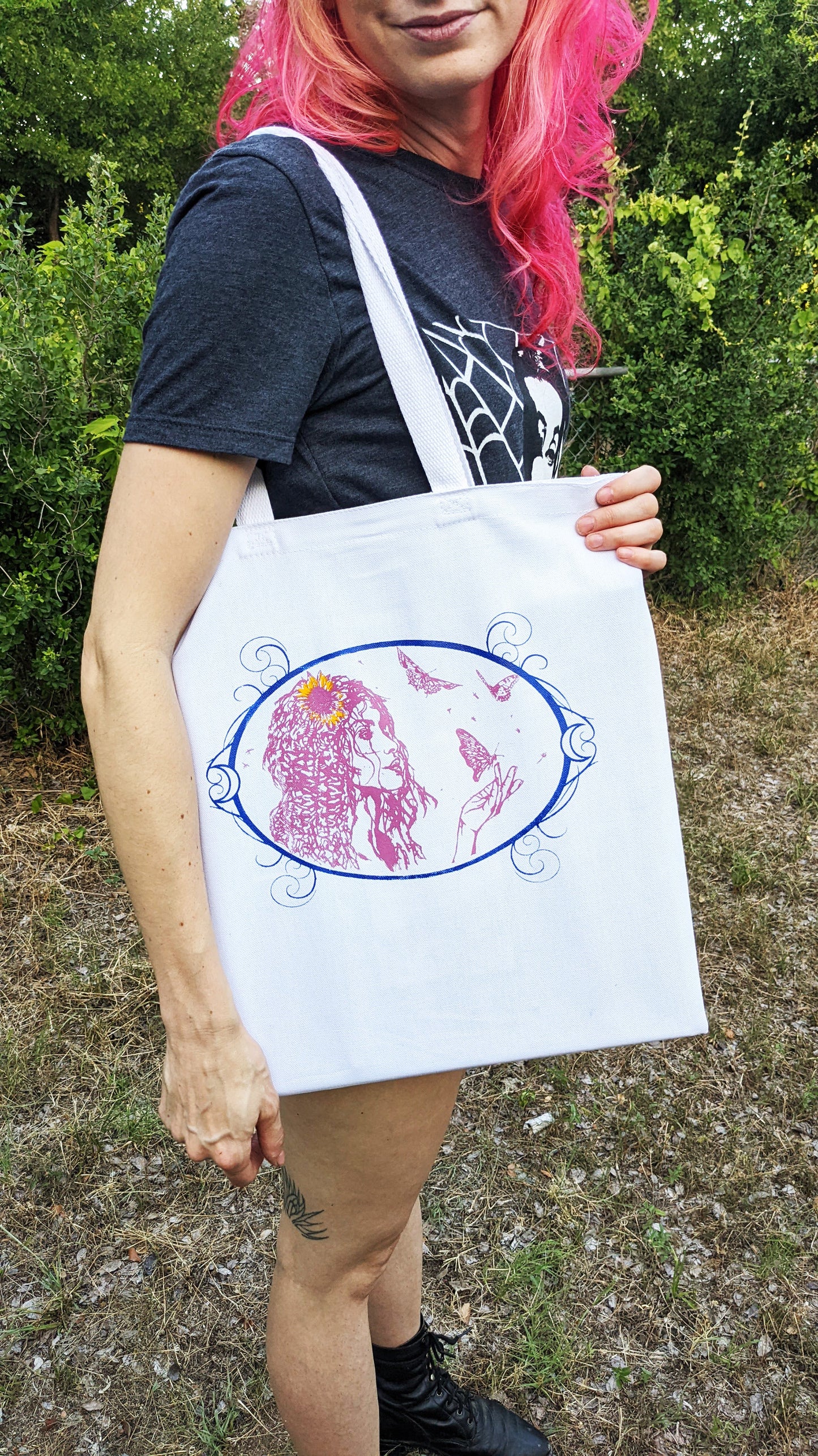 May Queen - Tote Bag
