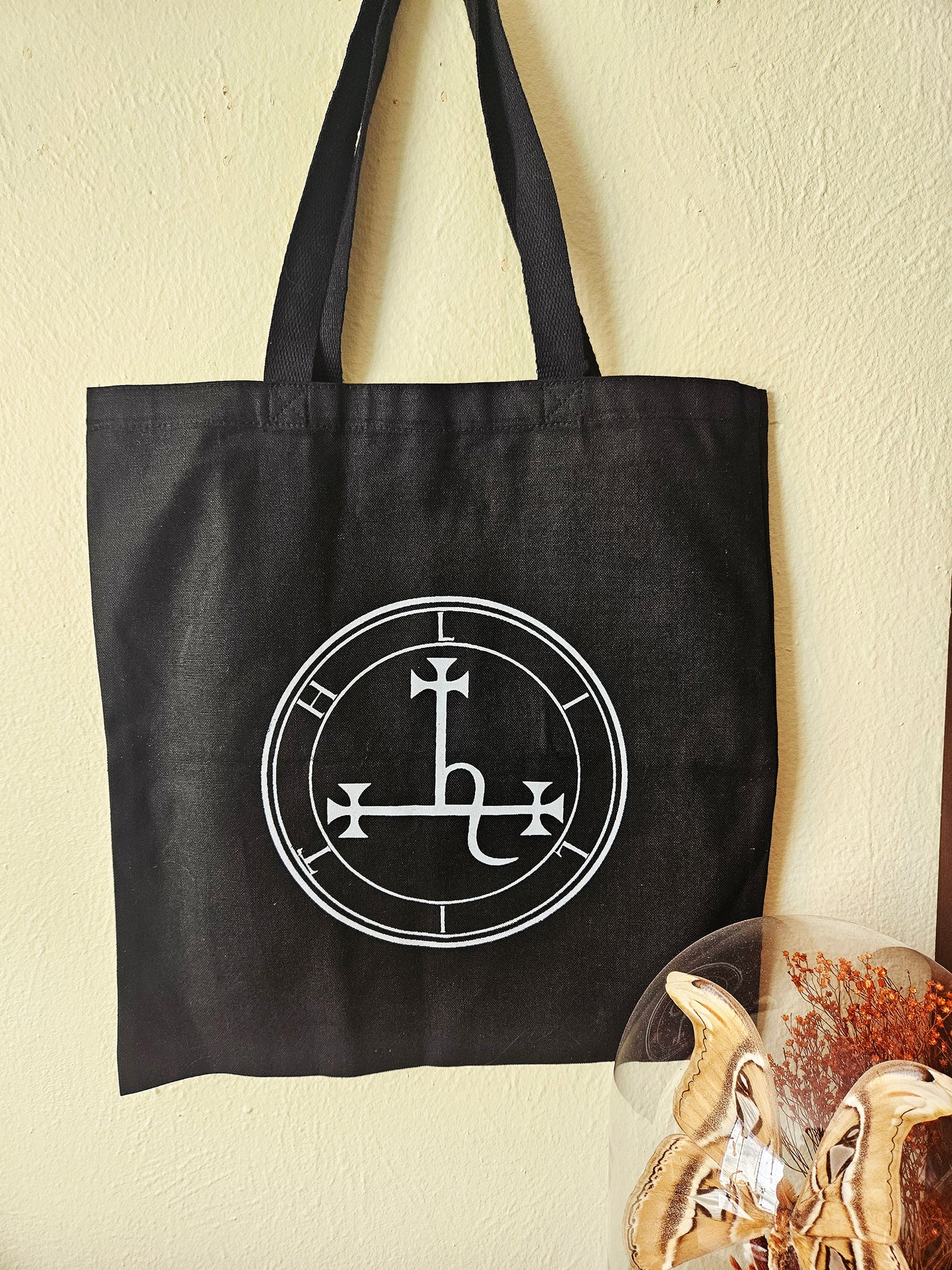 Lilith - Tote Bag - Black