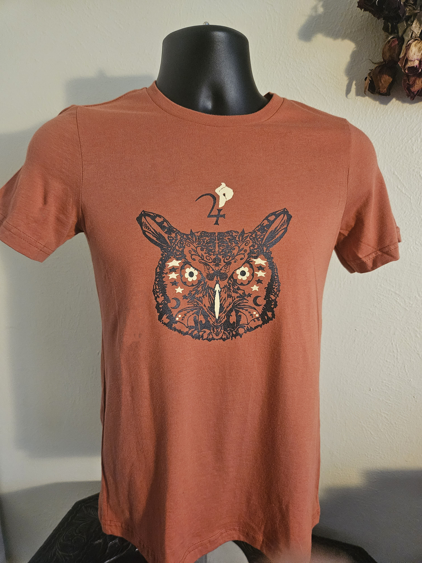 The Familiar - Femme Cut Burnt Orange T-Shirt