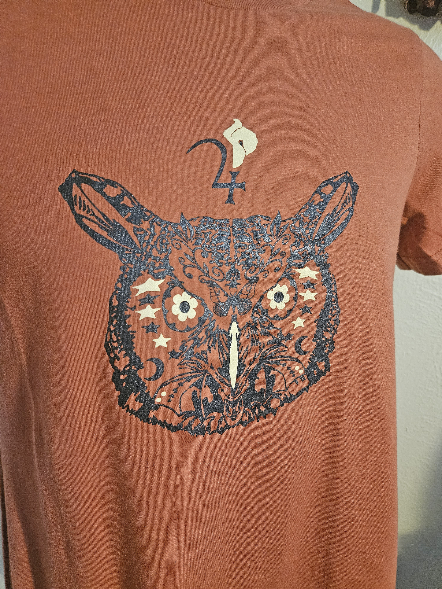 The Familiar - Femme Cut Burnt Orange T-Shirt
