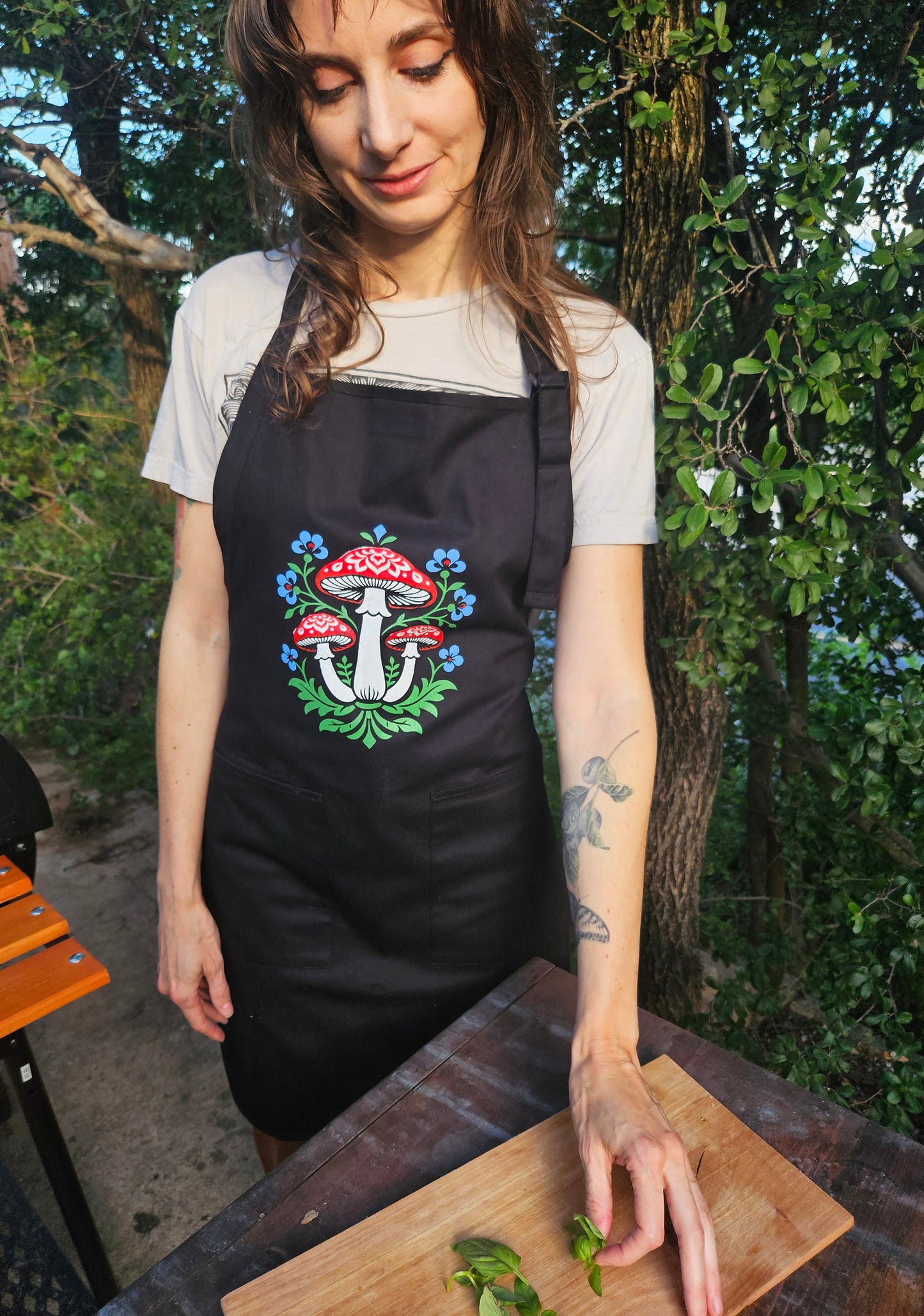 Mushroom Apron - Black